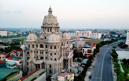 Lâu đài nghìn tỷ của đại gia xăng dầu Phú Thọ: Diện tích sàn 18.000m2, đã thành hình đồ sộ sau gần 10 năm xây dựng