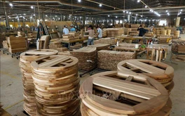 Thúc đẩy doanh nghiệp tư nhân, nâng cao hiệu quả doanh nghiệp nhà nước