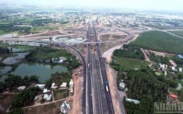 Chỉ vài ngày nữa, chính thức khai thác 37km cao tốc 18.000 tỷ kết nối 2 tỉnh thành giàu nhất Việt Nam