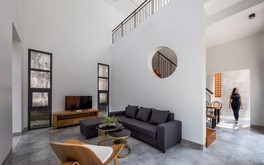 Biến mảnh đất nuôi gà thành tổ ấm hiện đại: Lâm House và triết lý sống tối giản đầy cảm hứng