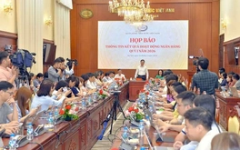 Lãnh đạo Ngân hàng Nhà nước chia sẻ về giảm lãi suất và thị trường vàng