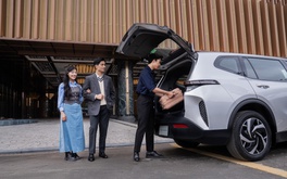 Tài xế dịch vụ “chấm” VinFast Limo Green vì “mỗi chuyến đi như cuộc dạo chơi vui vẻ”