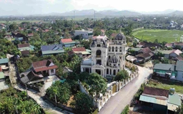 Cơ ngơi bạc tỷ của Mailisa tại quê nhà: Xuất hiện hình ảnh ngổn ngang bên trong ‘lâu đài’ 2.000m2