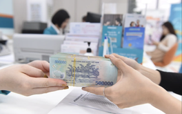 “Làn sóng” ngân hàng bán bảo hiểm quay trở lại: “Luật ngầm” vay tín dụng có tái diễn?