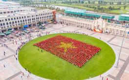 Từ Hà Nội đến Nha Trang, Phú Quốc: Hệ sinh thái Vingroup mở hội xuyên Việt dịp nghỉ lễ 2/9
