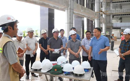 Tuyên Quang: Chủ tịch UBND tỉnh kiểm tra tiến độ thi công, thực hiện Dự án đầu tư xây dựng Bệnh viện Đa khoa tỉnh