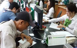 Nhiều ngân hàng đã cắt giảm các loại phí không hợp lý