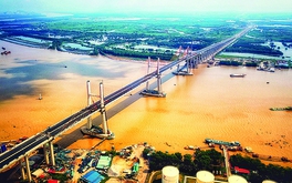 Quảng Ninh “mở cao tốc” đón FDI?