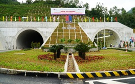 Vietnam’s third-longest underground passageway open to traffic