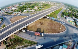 Vietnam transport ministry cancels int'l bidding for national expressway project