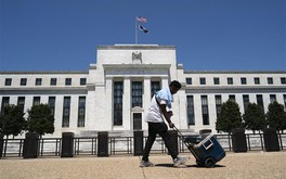 Fed hạ lãi suất có thể báo hiệu kinh tế tăng trưởng chậm lại