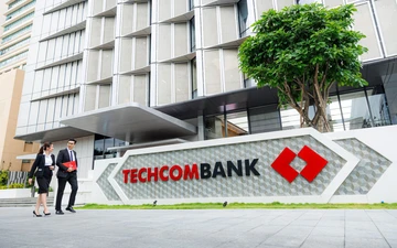 Techcombank secures higher rating from both Fitch Ratings and S&P Global