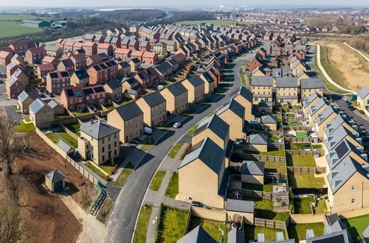 Thu hẹp khoảng cách phát triển vùng: Một kinh nghiệm quốc tế về vai trò của đầu tư công và chính sách nhà ở