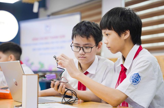STEM Innovation Petrovietnam: Thắp sáng "nguồn năng lượng tri thức" cho tương lai đất nước