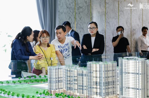Có nhất thiết phải chờ “đủ tiền” mới mua căn nhà đầu tiên?