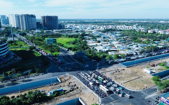 TP.HCM tổ chức thi tuyển thiết kế cầu vượt 6,6 km trên trục Bắc – Nam