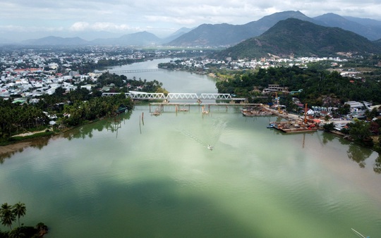 World Bank hủy tài trợ dự án ở Nha Trang và câu chuyện điểm nghẽn giá đất