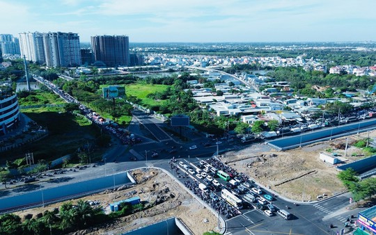 TP.HCM tổ chức thi tuyển thiết kế cầu vượt 6,6 km trên trục Bắc – Nam