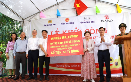 Madame Nguyễn Thị Nga và Tập đoàn BRG vinh dự được trao tặng Bằng khen của Thủ tướng Chính phủ