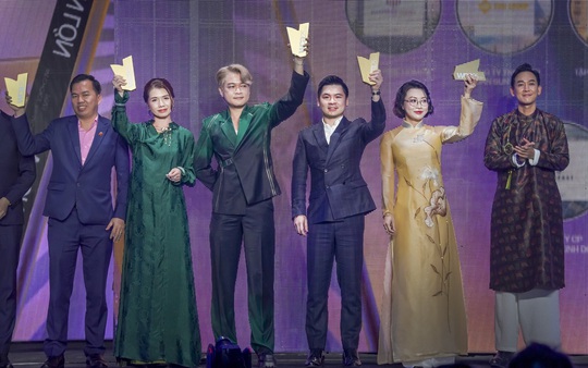 Tập đoàn T&T Group được vinh danh doanh nghiệp "Vươn mình ra biển lớn" tại WeChoice Awards 2025