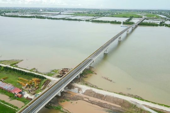 Hưng Yên: Tháo gỡ khó khăn và đẩy nhanh tiến độ triển khai các dự án trọng điểm