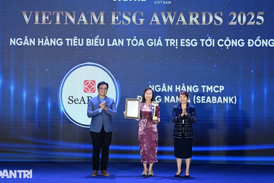 SeABank ghi dấu ấn trách nhiệm xã hội tại Vietnam ESG Awards và Tin Dùng Việt Nam 2025