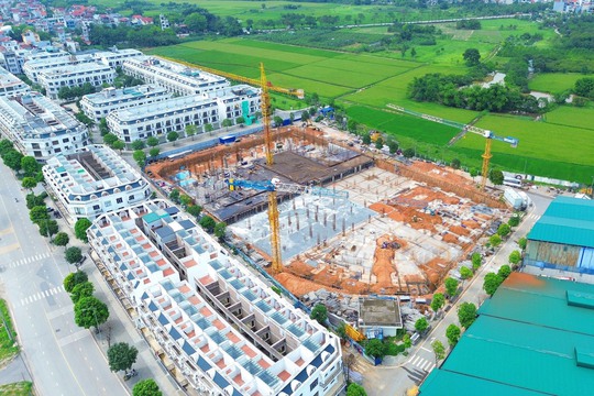 Hà Nội: Hình ảnh tiến độ thi công 2 dự án nhà ở xã hội ở huyện Đông Anh