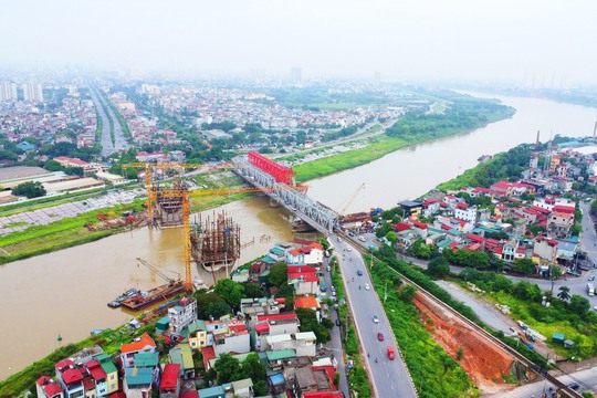 Cận cảnh dự án Cầu Đuống mới thi công dang dở