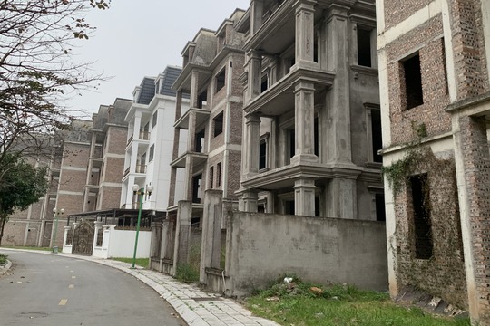 Phía Tây Hà Nội: Giữa "cơn khát" nhà ở, nhiều khu đô thị vẫn vắng bóng cư dân