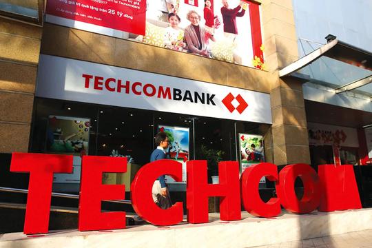 Techcombank lập kỷ lục lợi nhuận quý II, lãi 18.500 tỷ đồng sau 6 tháng