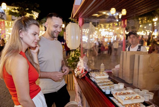 Cẩm nang du lịch Mỹ gợi ý các chợ đêm tại Phú Quốc là trải nghiệm không thể bỏ qua khi tới Việt Nam