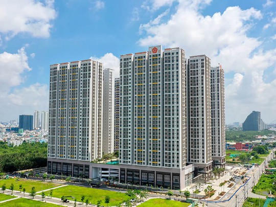 Diễn biến “lạ” tại thị trường căn hộ phía Nam: Nguồn cung dồi dào nhưng tỷ lệ hấp thụ chỉ đạt 10%