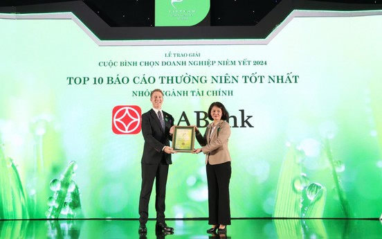 SeABank dẫn đầu Top 10 doanh nghiệp Quản trị công ty tốt nhất (Midcap) tại VLCA 2024