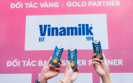 Vinamilk tài trợ “132 kg đạm*” cho 11.000 runner VnExpress Marathon Hà Nội