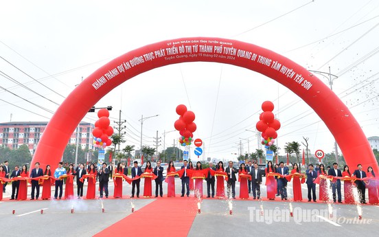 Tuyên Quang: Khánh thành Dự án đường trục phát triển đô thị từ thành phố đi trung tâm huyện Yên Sơn