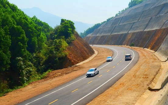 Thừa Thiên Huế: Đầu tư tuyến giao thông cửa ngõ vào huyện Nam Đông gần 80 tỷ đồng