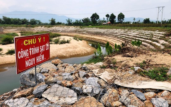 Quảng Nam: 125 tỷ đồng làm kè chống sạt lở khẩn cấp bờ sông Vu Gia - Thu Bồn