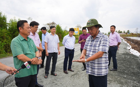 Chủ tịch UBND tỉnh Cà Mau kiểm tra tiến độ dự án đầu tư nâng cấp, mở rộng tuyến đường Cái Nước - Vàm Đình - Cái Đôi Vàm