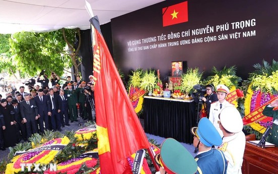 Lễ an táng Tổng Bí thư Nguyễn Phú Trọng tại Nghĩa trang Mai Dịch