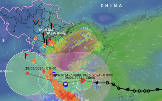 Đầu giờ chiều nay (19/9), bão số 4 đi vào đất liền Quảng Bình, Quảng Trị