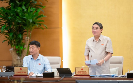 Thông qua Nghị quyết về điều chỉnh mức giảm trừ gia cảnh của thuế thu nhập cá nhân