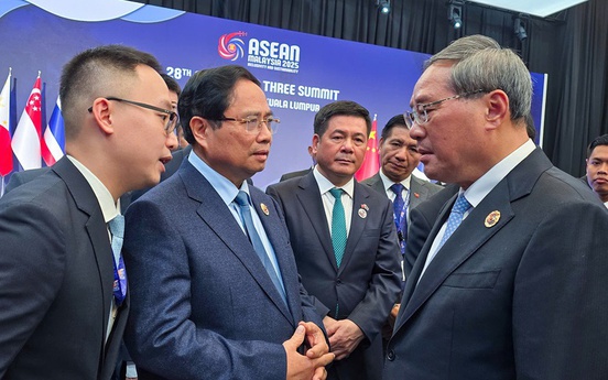 Gặp gỡ lãnh đạo Trung Quốc, Thủ tướng Phạm Minh Chính đề nghị hợp tác xây dựng tổ hợp công nghiệp đường sắt