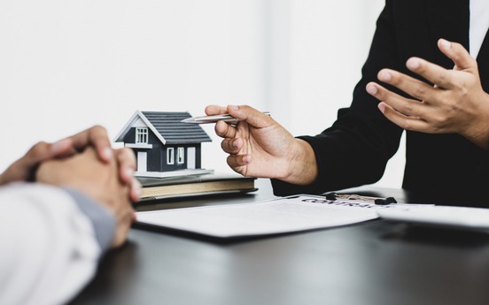 Từ tháng 12, công ty quản lý nợ sẽ không được kinh doanh bất động sản