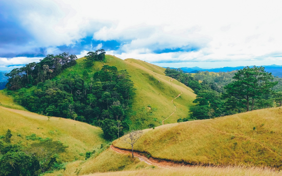 Việt Nam sắp khởi công xây dựng tuyến đường nghìn tỷ dẫn vào ‘cung đường trekking đẹp nhất cả nước’