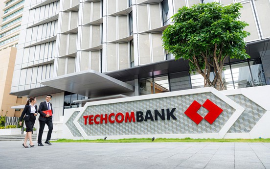 Techcombank secures higher rating from both Fitch Ratings and S&P Global