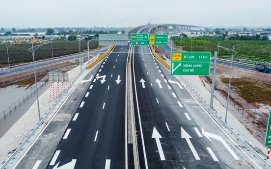 Cao tốc nằm ở cạnh đáy tam giác Đồng bằng sông Hồng sẽ hoàn thành vào năm 2026