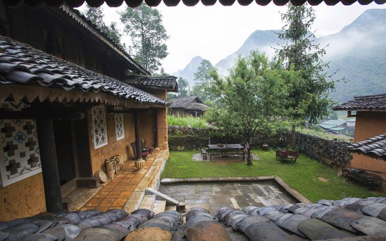 Photo Travel: Chúng Pủa, nhà cổ trăm năm trên cao nguyên đá