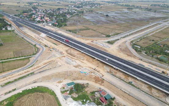 Chính thức thông xe cầu vượt trên đoạn tuyến cao tốc có lượng xe đi lại đông nhất miền Bắc