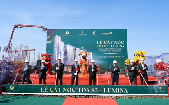 Sunshine Group cất nóc tòa S2 Lumina tại dự án căn hộ hàng hiệu đầu tiên ở KĐT Ciputra 