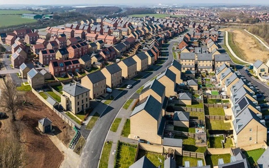 Thu hẹp khoảng cách phát triển vùng: Một kinh nghiệm quốc tế về vai trò của đầu tư công và chính sách nhà ở